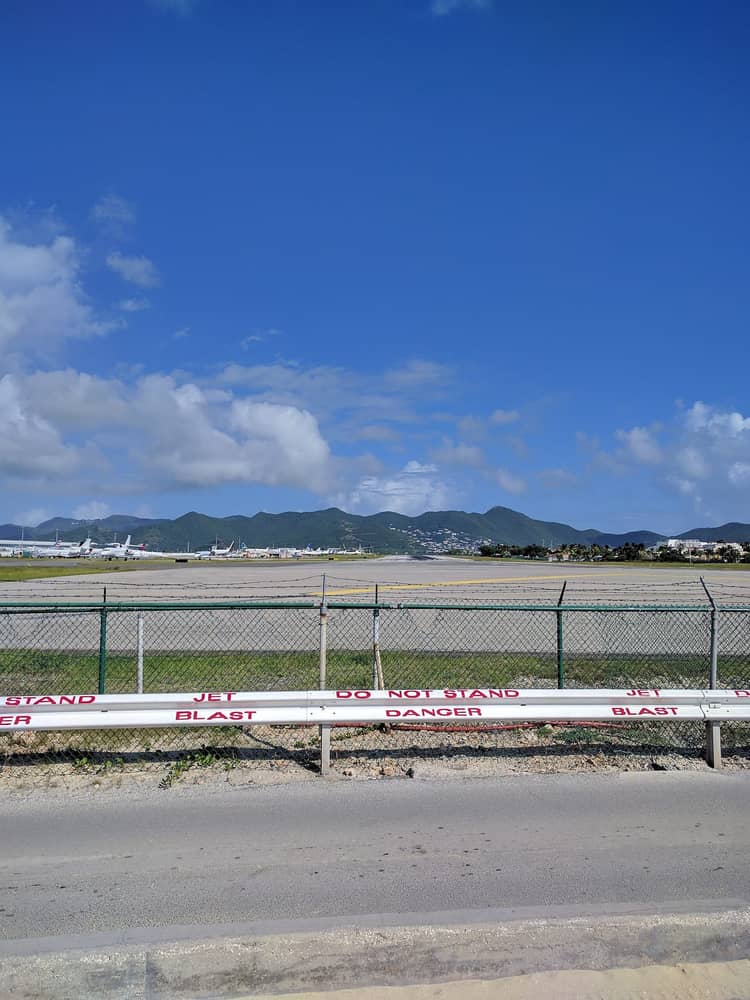 Princess Juliana International Airport Runway (31804515361)